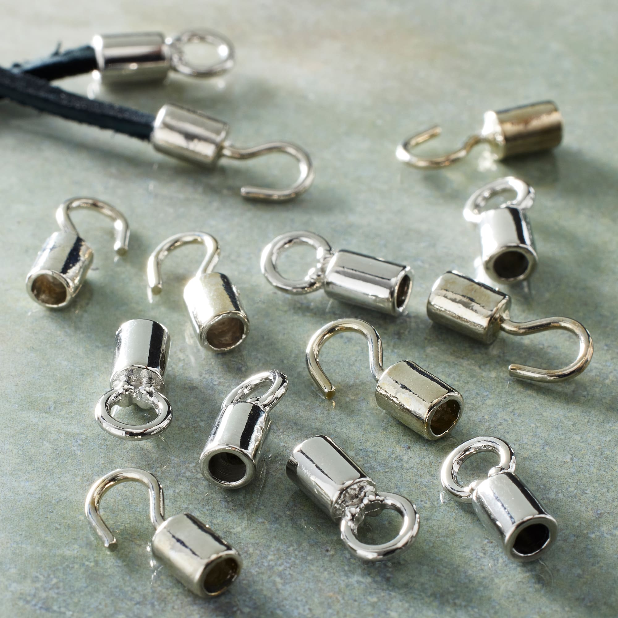 Bead Landing™ Closures